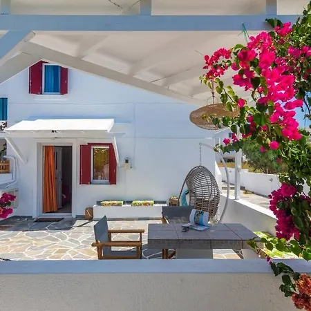 Apartment Niki's Adamantas (Milos)
