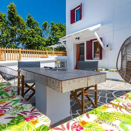 Niki's Apartment Adamantas (Milos)