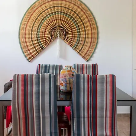 Niki's * Adamantas (Milos)