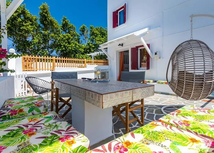 Niki's Apartmán Adamantas (Milos)